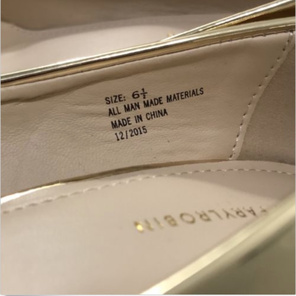 FARYLROBIN Stiletto Heels Gold Closed Toe NEW 6.5 - Picture 6 of 6